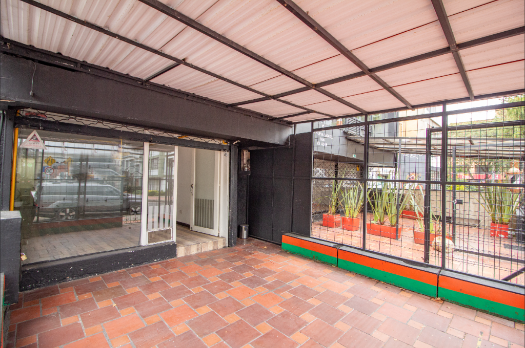 Local en arriendo en El Lago, Bogotá, 50 m² · foto 18 de 24
