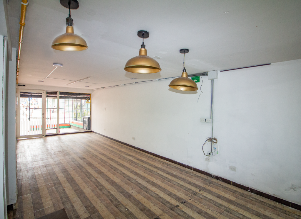 Local en arriendo en El Lago, Bogotá, 50 m² · foto 6 de 24