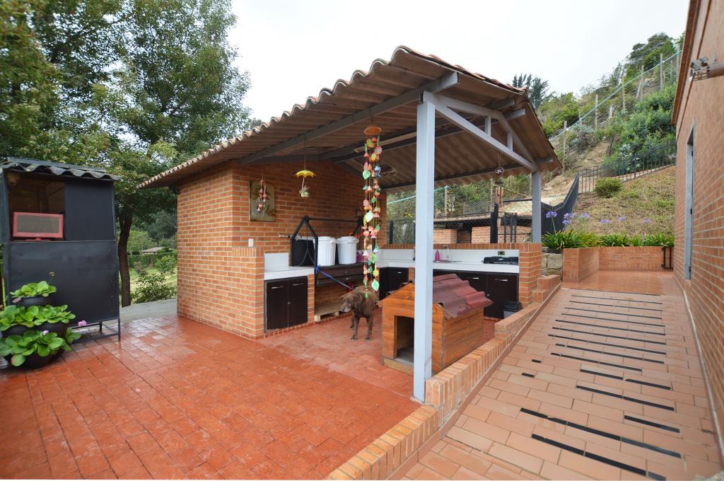 Casa de 4 alcobas en venta en Yerbabuena, Bogotá, 400 m² · foto 24 de 24