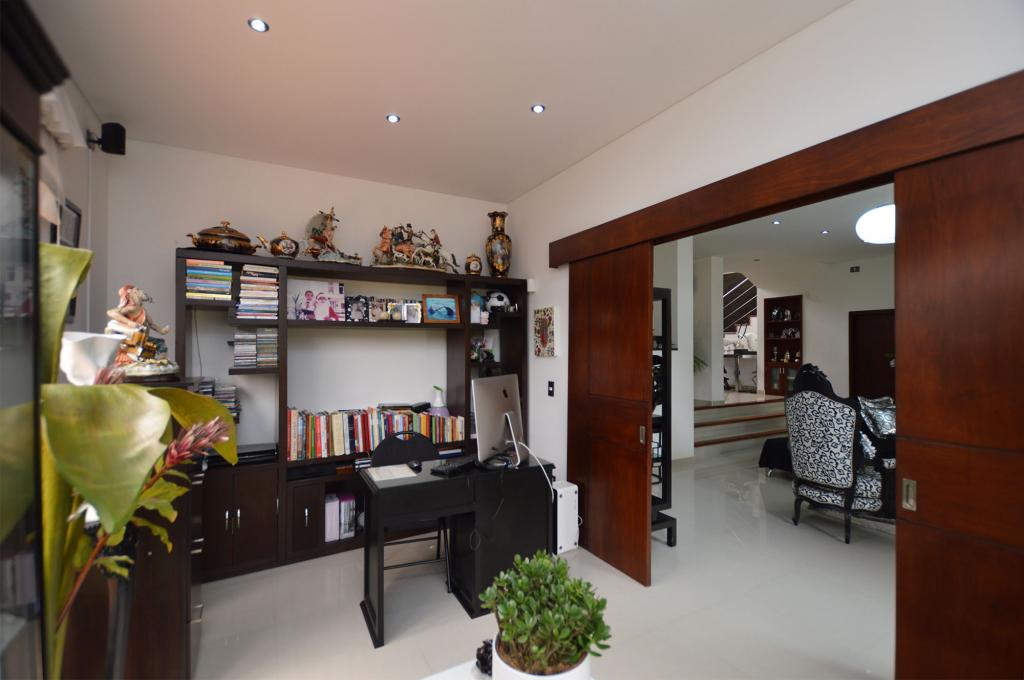 Casa de 4 alcobas en venta en Yerbabuena, Bogotá, 400 m² · foto 7 de 24