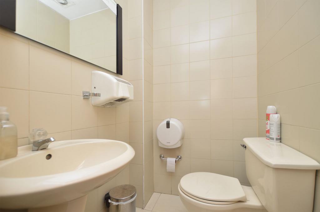 Oficina en arriendo en Antiguo Country, Bogotá, 150 m² · foto 9 de 19