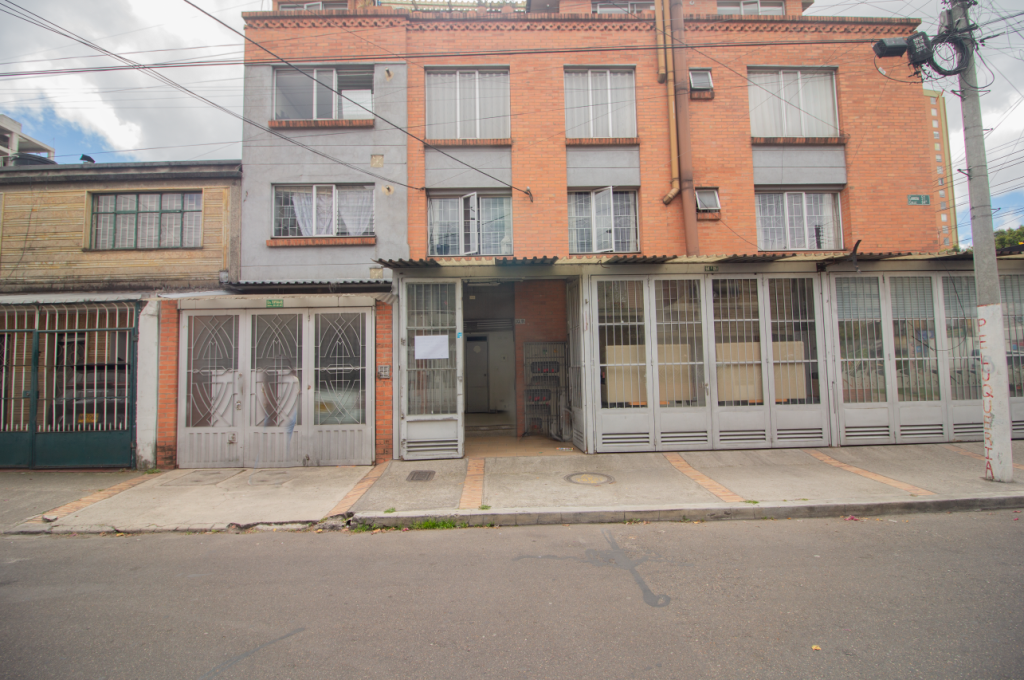 Local en arriendo en San Miguel, Bogotá, 21 m² · foto 8 de 8