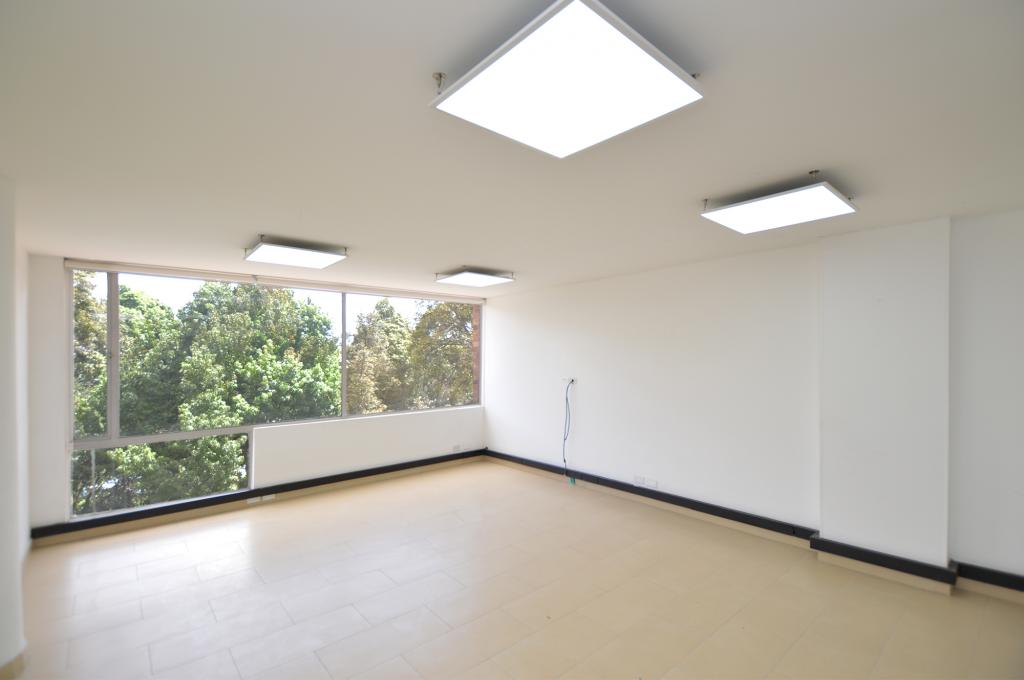 Oficina en arriendo en Chico Norte, Bogotá, 314 m² · foto 17 de 24
