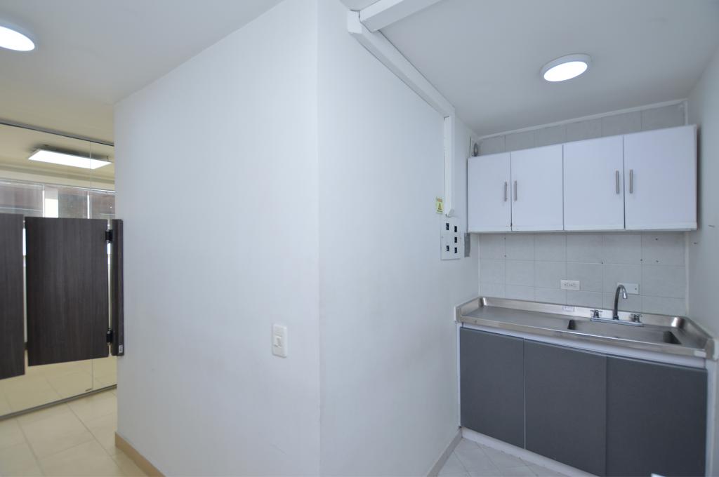 Oficina en arriendo en Chico Norte, Bogotá, 314 m² · foto 11 de 24