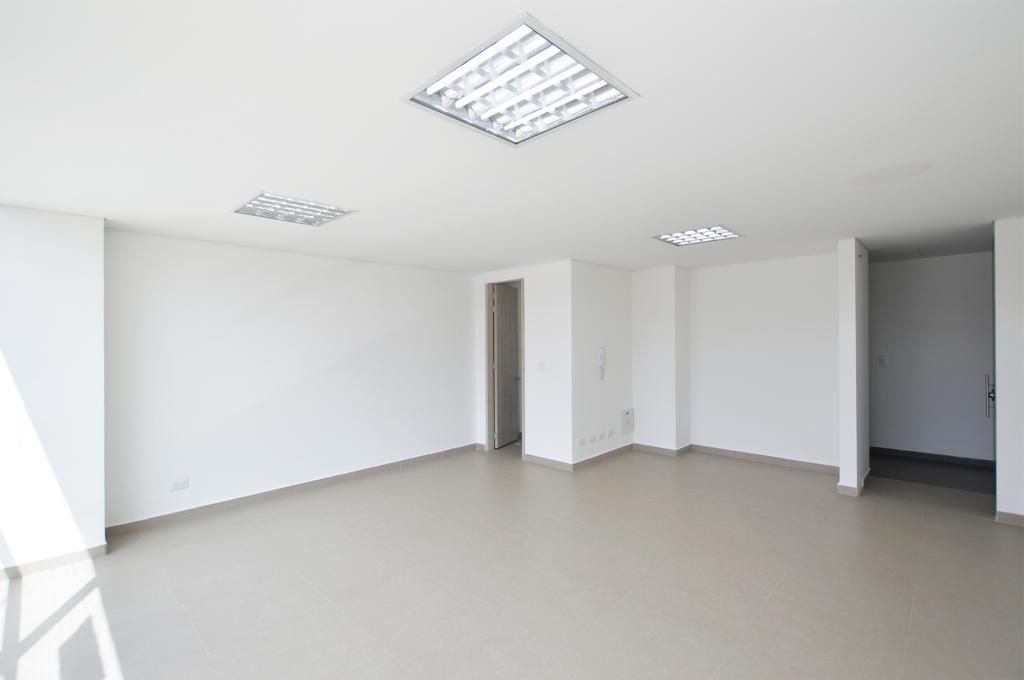 Consultorio en arriendo en La Castellana, Bogotá, 35 m² · foto 4 de 8