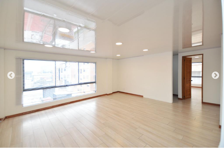 Oficina en venta en Santa Barbara Central, Bogotá, 60 m² · foto 2 de 16