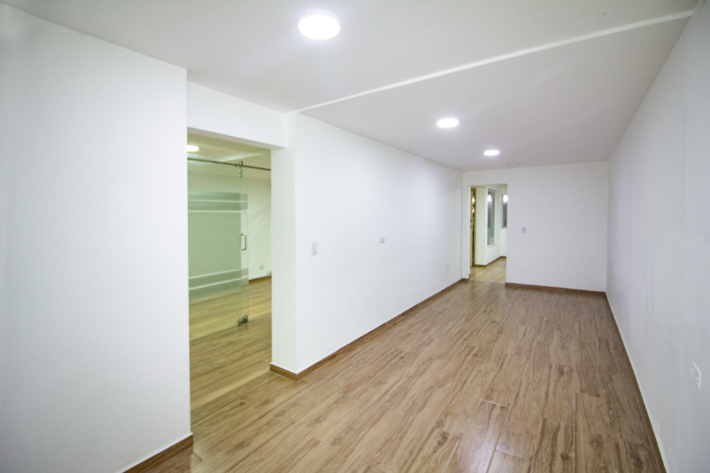 Oficina en arriendo en Polo Club, Bogotá, 95 m² · foto 8 de 22