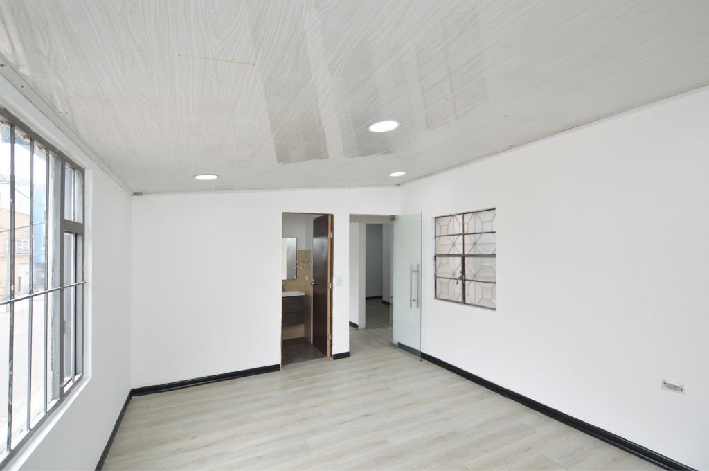 Local en arriendo en Colombia, Bogotá, 88 m² · foto 9 de 16