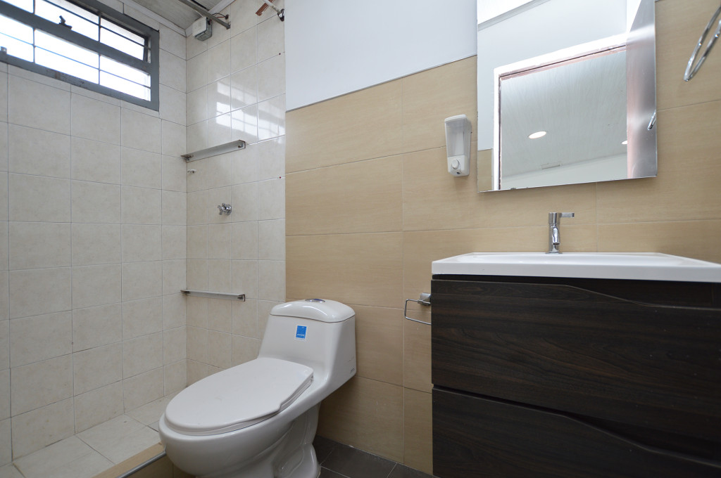 Local en arriendo en Colombia, Bogotá, 88 m² · foto 10 de 16
