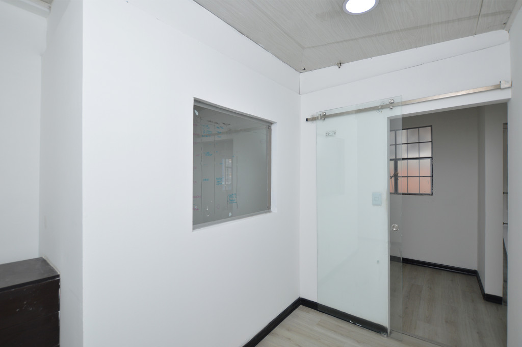 Local en arriendo en Colombia, Bogotá, 88 m² · foto 12 de 16