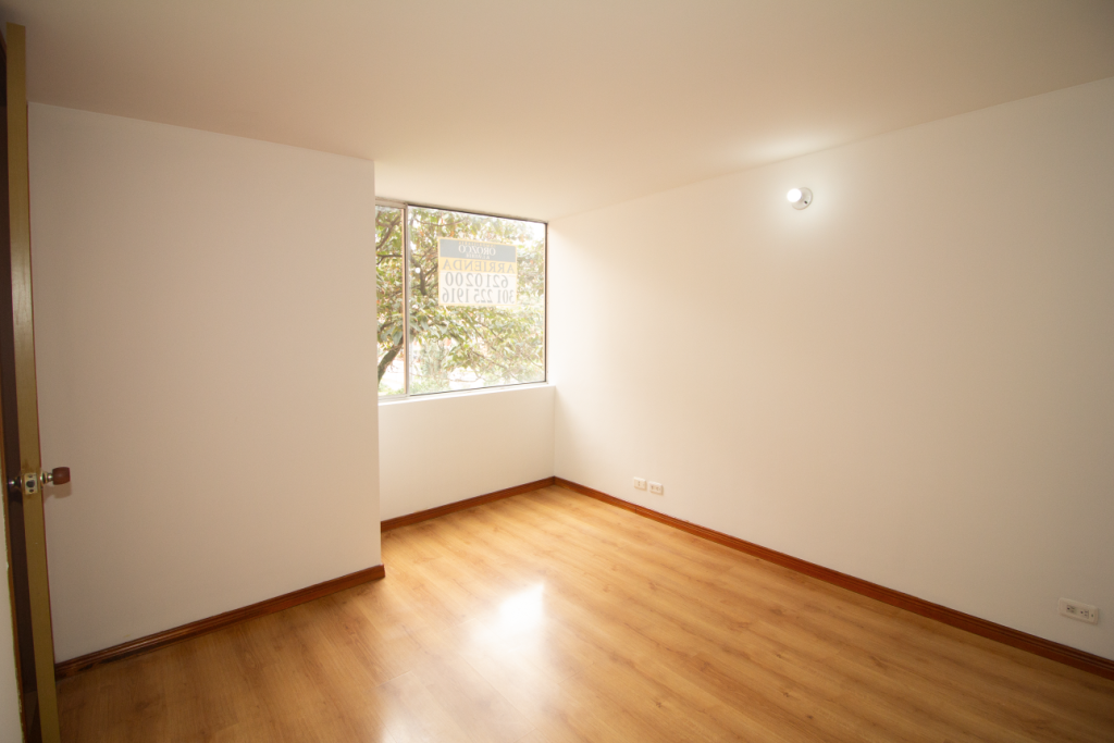 Apartamento de 3 alcobas en arriendo en Hayuelos, Bogotá, 70 m² · foto 13 de 23