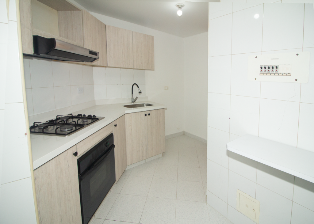 Apartamento de 3 alcobas en arriendo en Hayuelos, Bogotá, 70 m² · foto 16 de 23