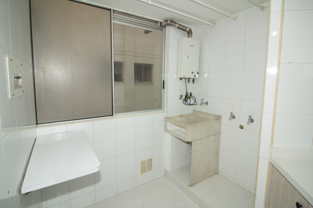 Apartamento de 3 alcobas en arriendo en Hayuelos, Bogotá, 70 m² · foto 19 de 23