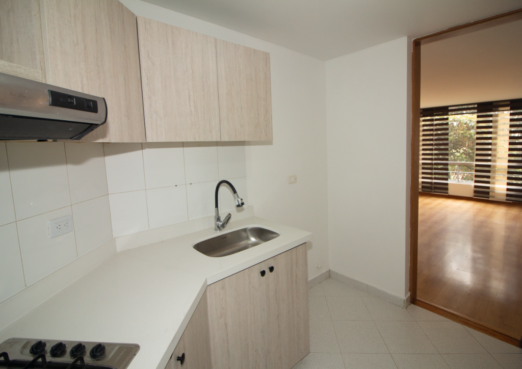Apartamento de 3 alcobas en arriendo en Hayuelos, Bogotá, 70 m² · foto 18 de 23