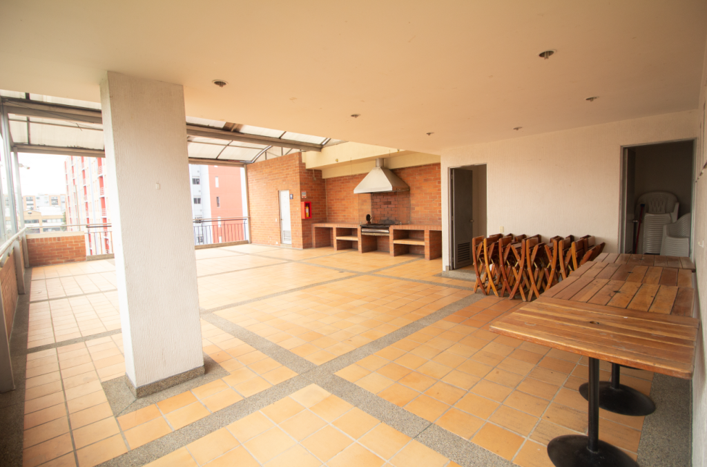 Apartamento de 3 alcobas en arriendo en Hayuelos, Bogotá, 70 m² · foto 22 de 23