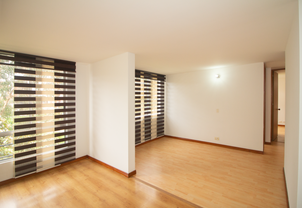 Apartamento de 3 alcobas en arriendo en Hayuelos, Bogotá, 70 m² · foto 2 de 23