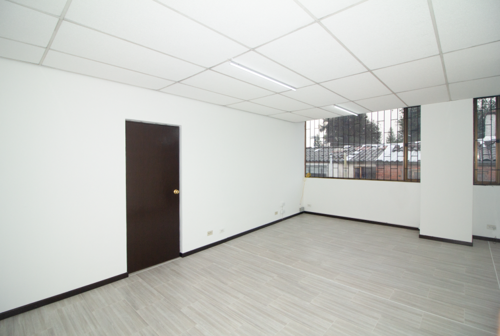 Oficina en arriendo en Cedritos, Bogotá, 100 m² · foto 2 de 21