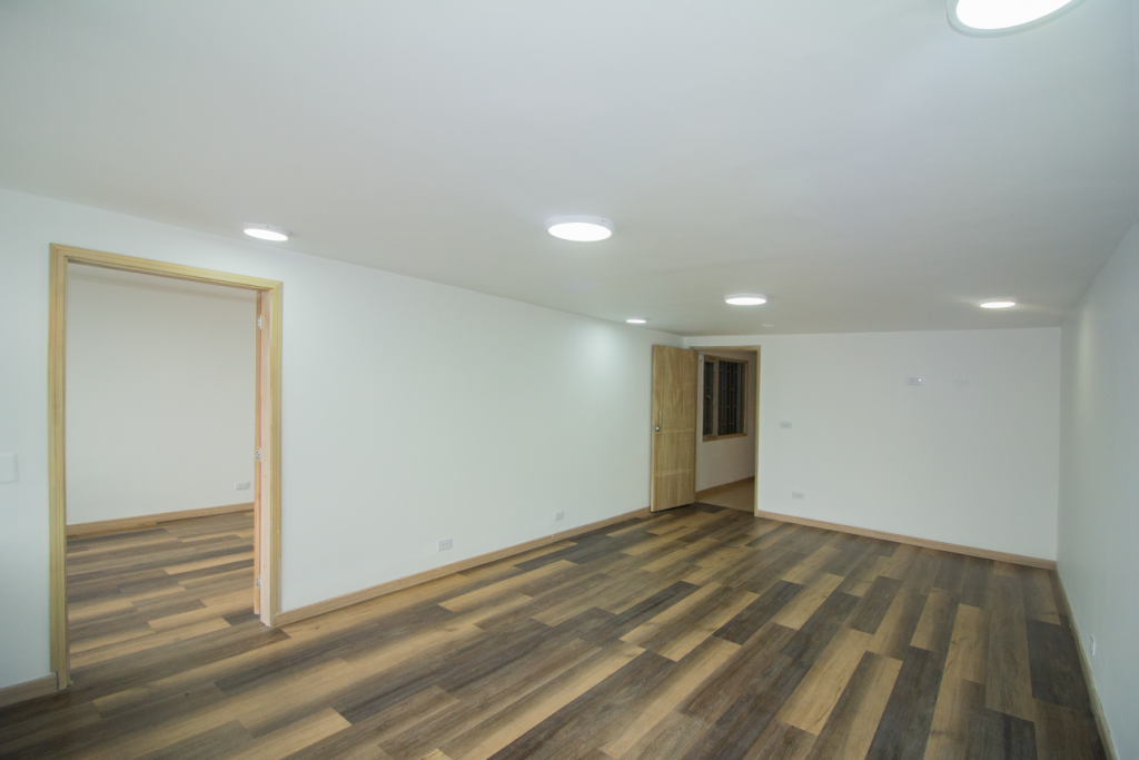 Oficina en arriendo en Polo Club, Bogotá, 50 m² · foto 3 de 6