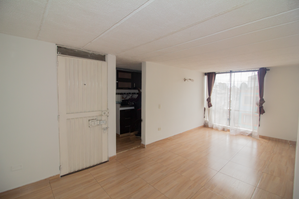 {{ ucwords(strtolower($similar['type'])) }}