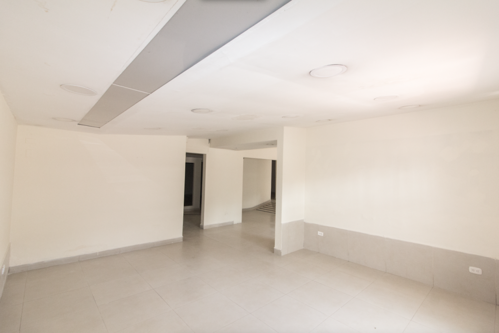Casa de 7 alcobas en arriendo en San Patricio, Bogotá, 385 m² · foto 14 de 19