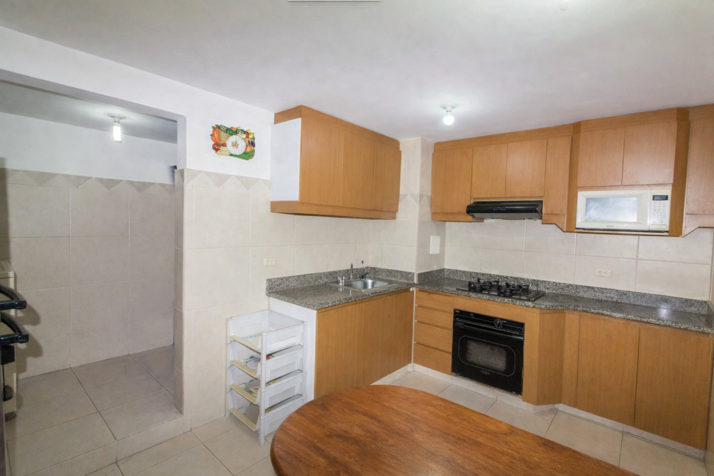 Apartamento de 4 alcobas en venta en Cedritos, Bogotá, 165 m² · foto 5 de 22