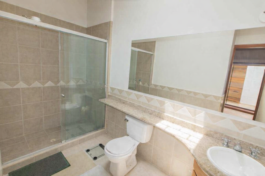 Apartamento de 4 alcobas en venta en Cedritos, Bogotá, 165 m² · foto 17 de 22