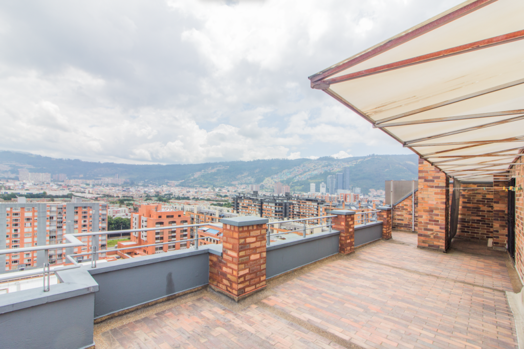Apartamento de 4 alcobas en venta en Cedritos, Bogotá, 165 m² · foto 19 de 22