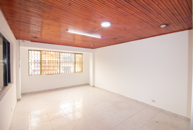 Bodega en venta en San Fernando, Bogotá, 194 m² · foto 6 de 11