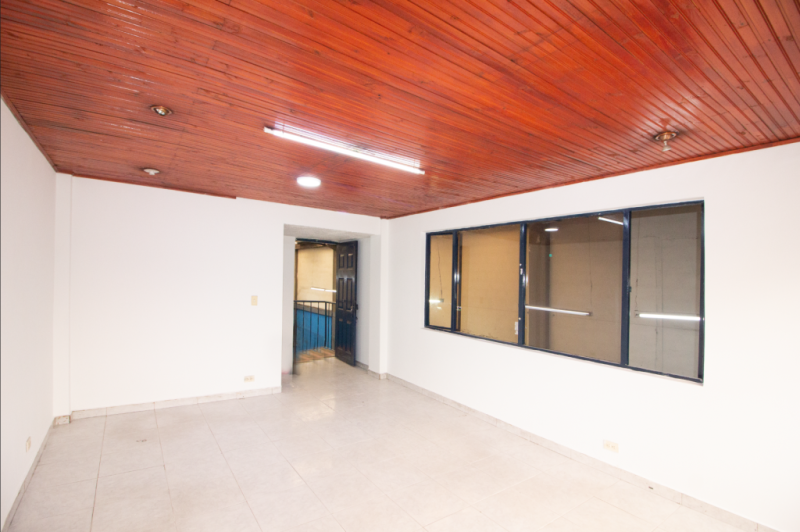 Bodega en venta en San Fernando, Bogotá, 194 m² · foto 7 de 11