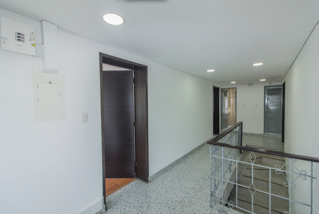 Local en arriendo en La Castellana, Bogotá, 130 m² · foto 10 de 24