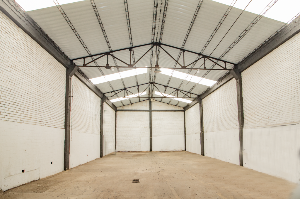 Bodega en arriendo en Pensilvania, Bogotá, 300 m² · foto 3 de 24