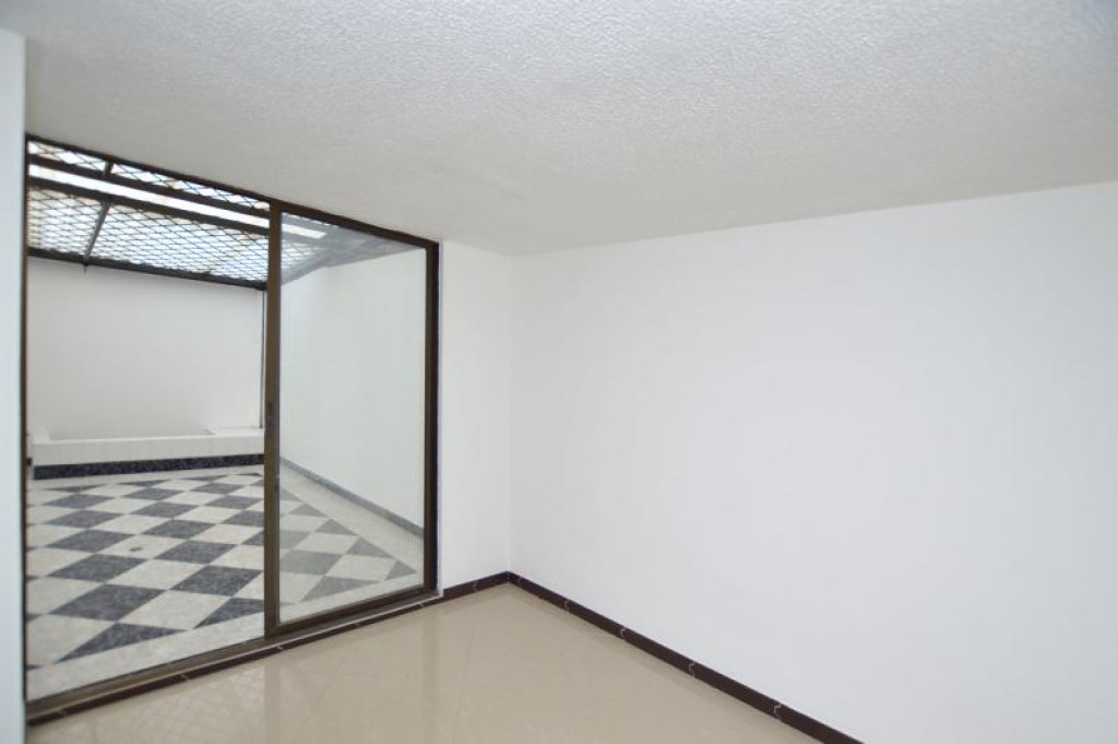 Casa en venta en El Cortijo, Bogotá · foto 4 de 23