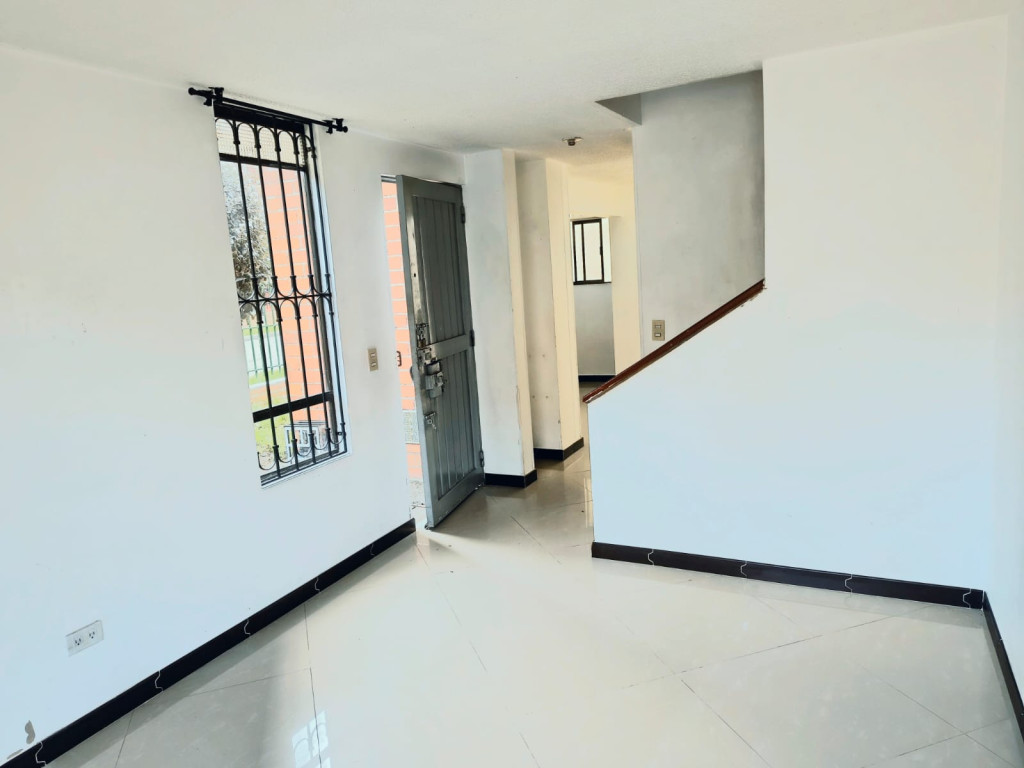 Casa en venta en El Cortijo, Bogotá · foto 2 de 23