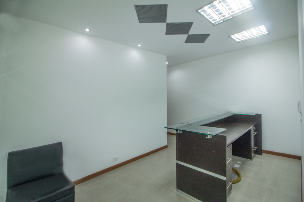 Oficina en arriendo en Chico Reservado, Bogotá, 92 m² · foto 8 de 23
