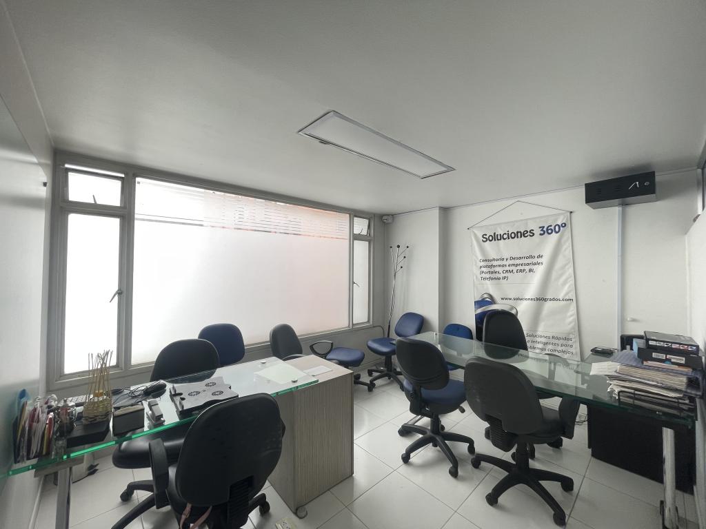 Oficina en venta en Chico Norte Iii, Bogotá, 56 m² · foto 2 de 8