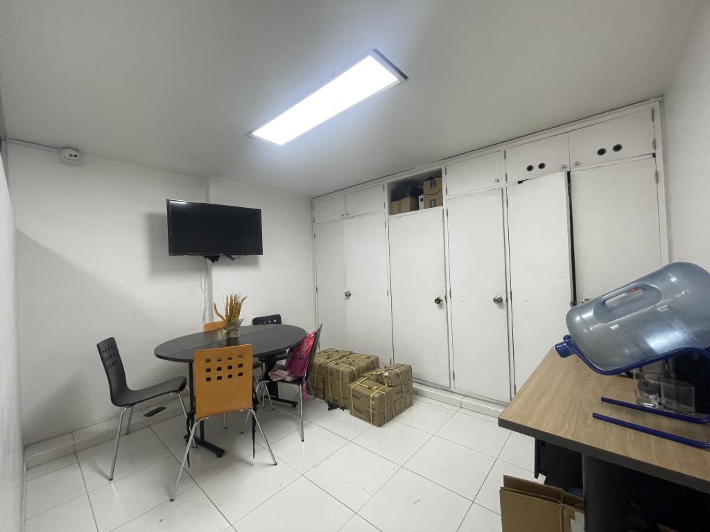 Oficina en venta en Chico Norte Iii, Bogotá, 56 m² · foto 4 de 8