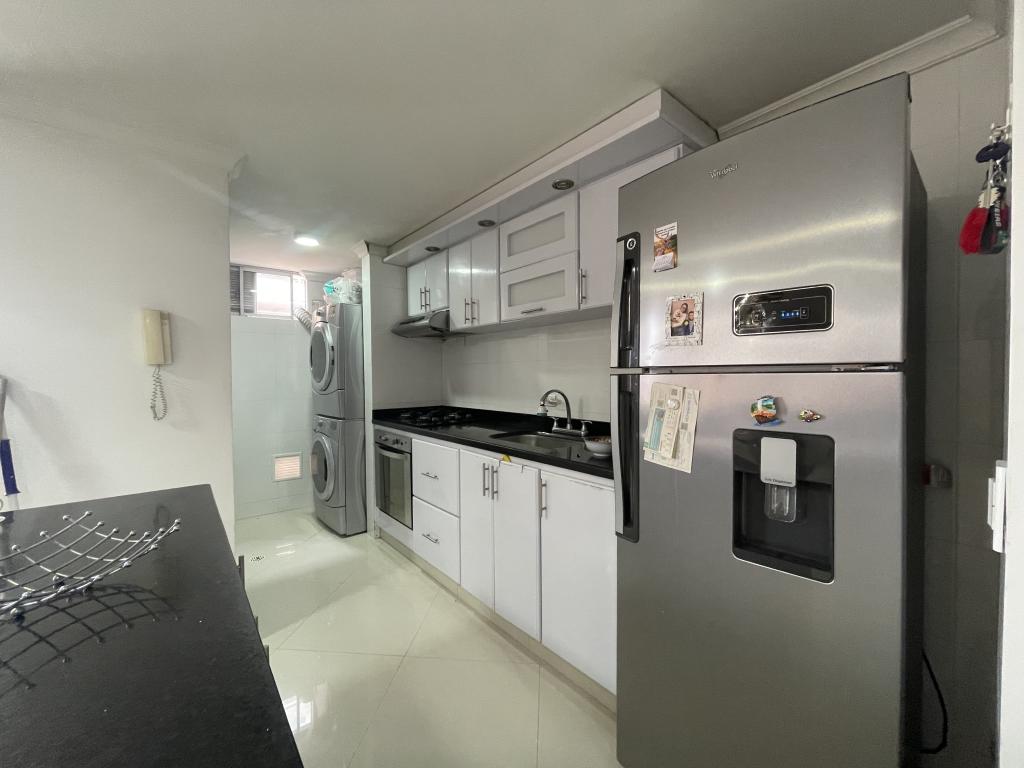 Apartamento de 3 alcobas en venta en Cedro Golf, Bogotá, 118 m² · foto 6 de 24