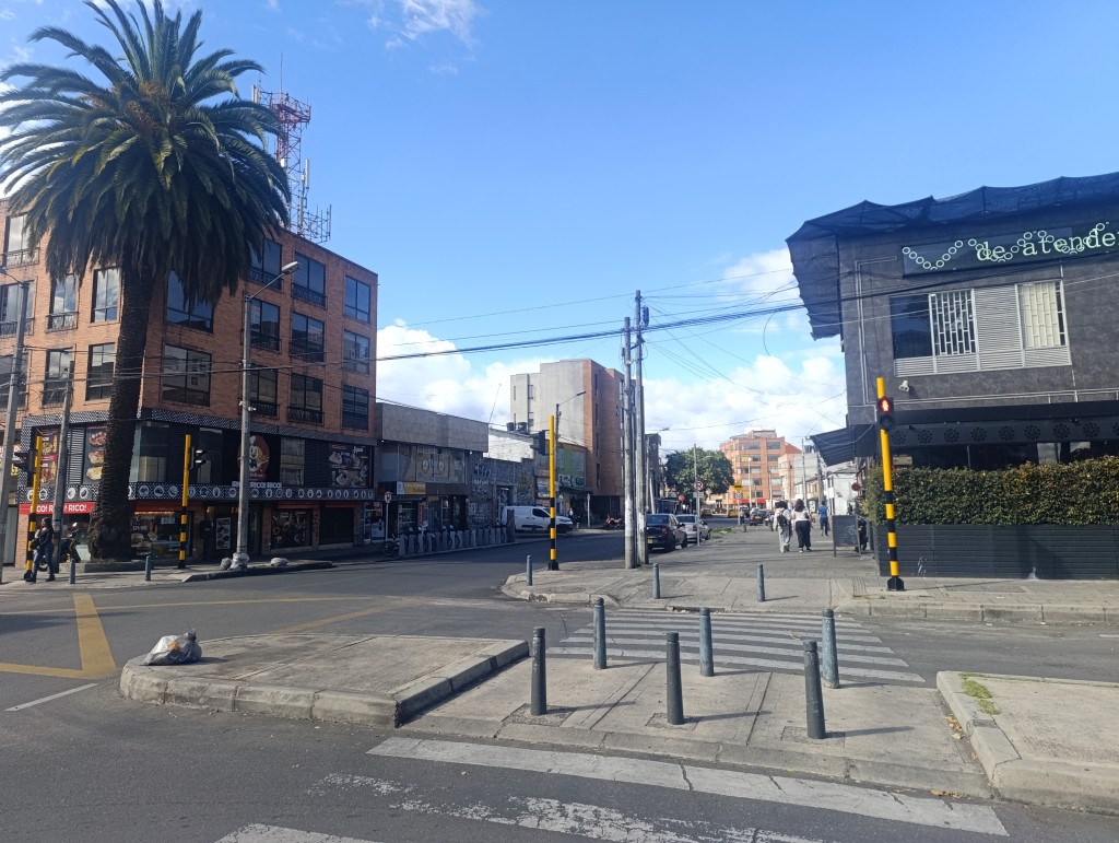 Casa de 8 alcobas en venta en Galerias, Bogotá, 857 m² · foto 14 de 14