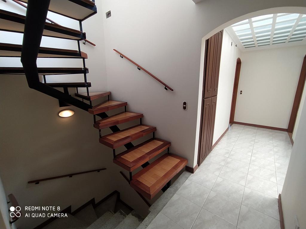 Casa en venta en La Esmeralda, Bogotá · foto 23 de 24