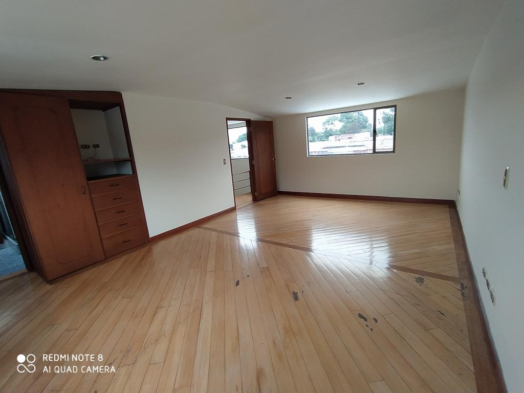 Casa en venta en La Esmeralda, Bogotá · foto 24 de 24