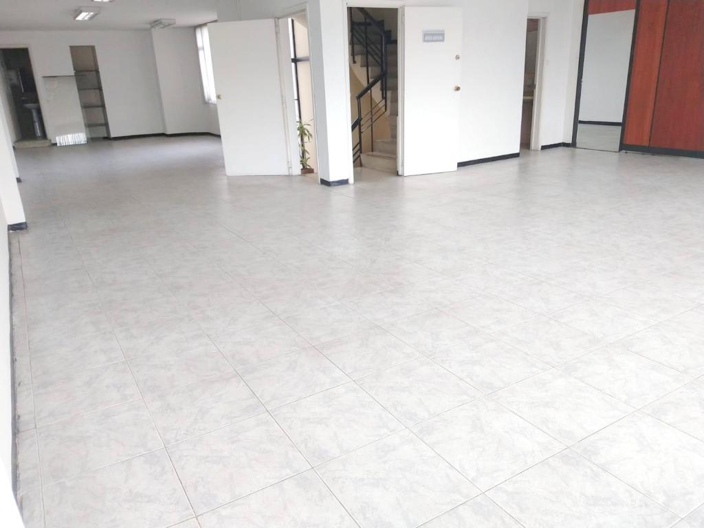 Edificio en arriendo en Acevedo Tejada, Bogotá, 825 m² · foto 16 de 22
