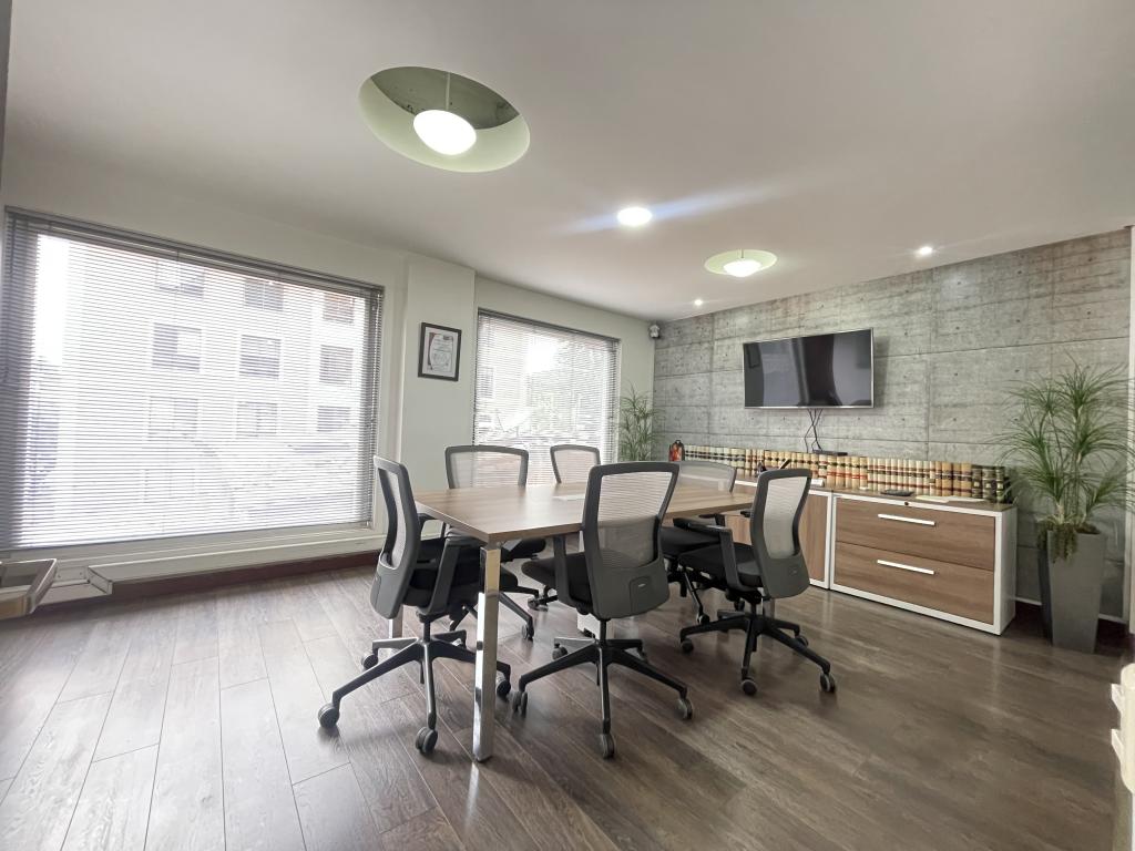 Oficina en venta en Chico Norte, Bogotá, 130 m² · foto 8 de 12