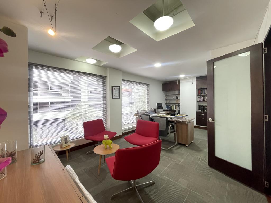Oficina en venta en Chico Norte, Bogotá, 130 m² · foto 9 de 12