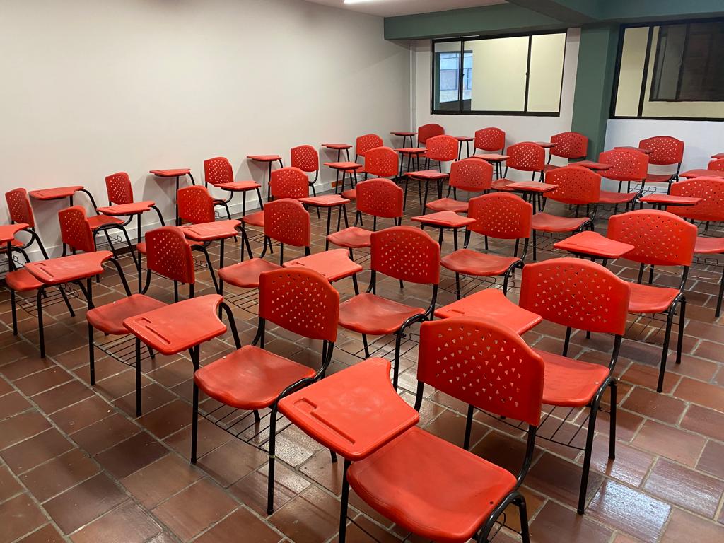 Edificio en arriendo en Colombia, Bogotá, 1800 m² · foto 15 de 24