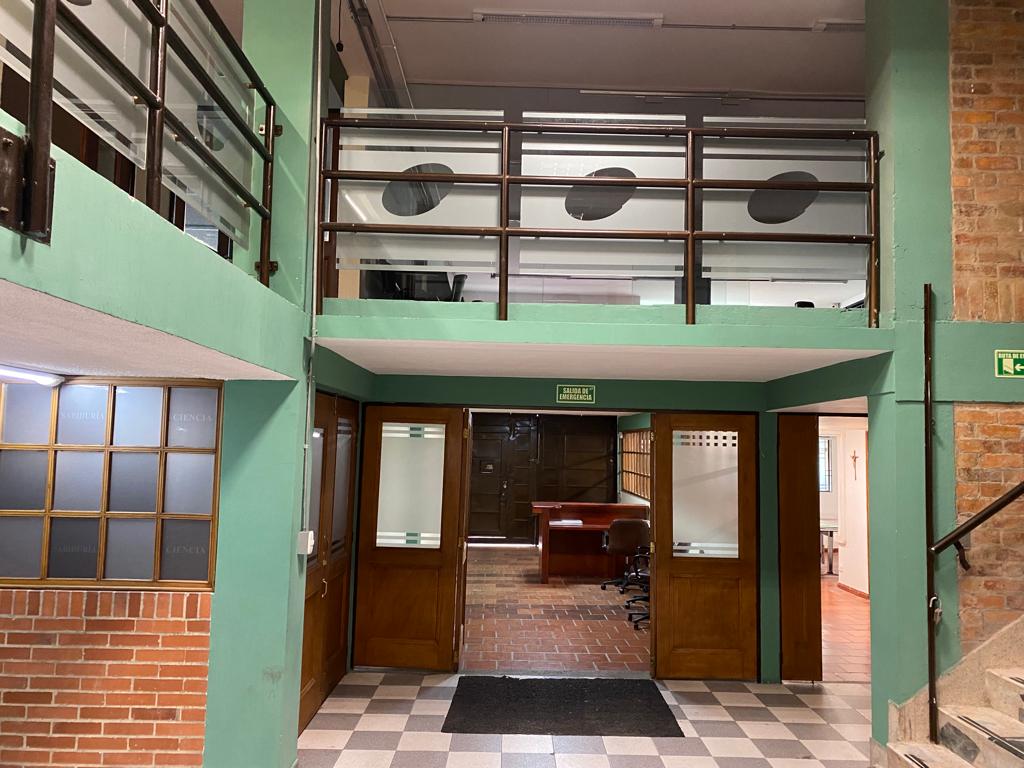 Edificio en arriendo en Colombia, Bogotá, 1800 m² · foto 20 de 24