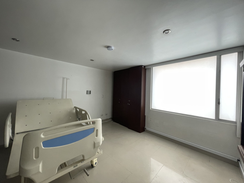 Edificio en venta en Antiguo Country, Bogotá, 828 m² · foto 5 de 6