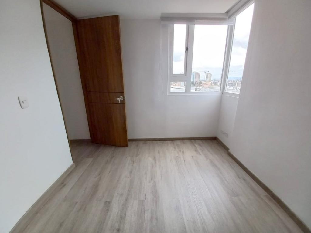Apartamento de 2 alcobas en arriendo en Comuneros, Bogotá, 34 m² · foto 9 de 11