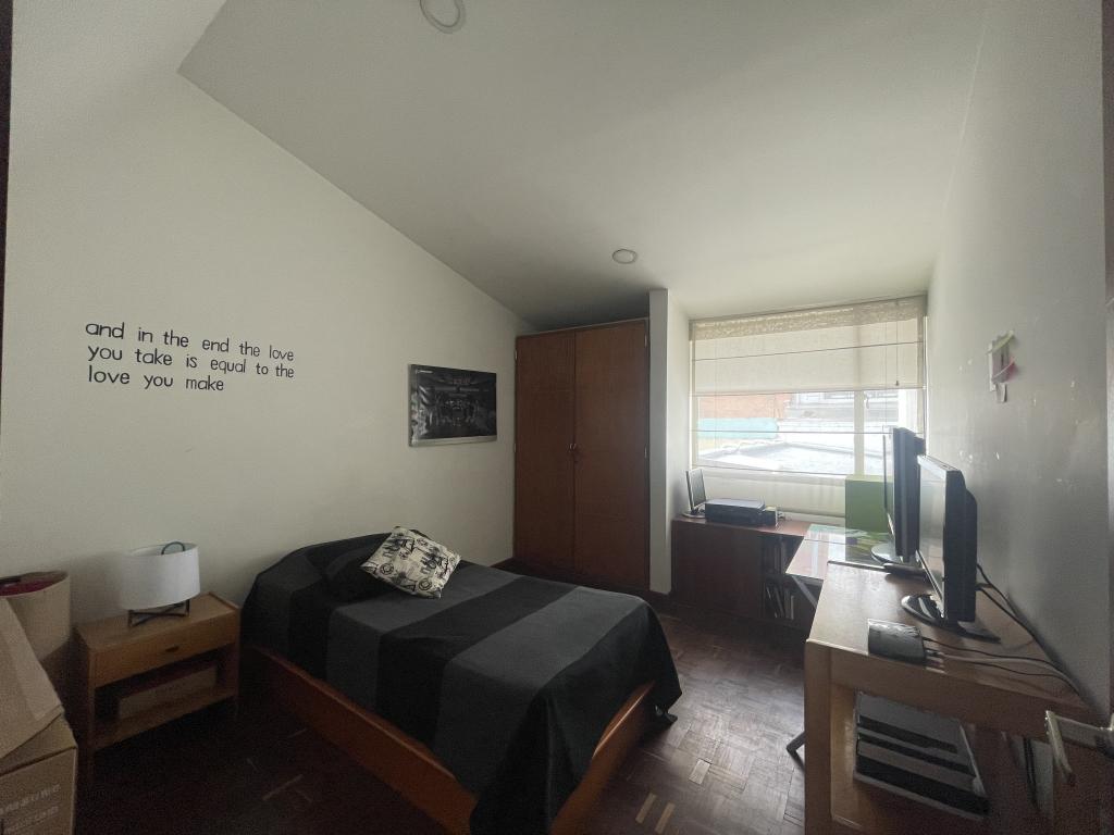 Casa de 3 alcobas en venta en Pontevedra, Bogotá, 183 m² · foto 11 de 17