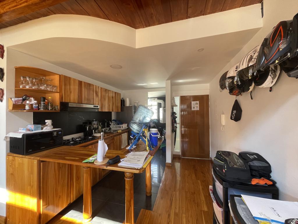 Apartamento de 3 alcobas en venta en Santa Barbara Central, Bogotá, 128 m² · foto 5 de 19
