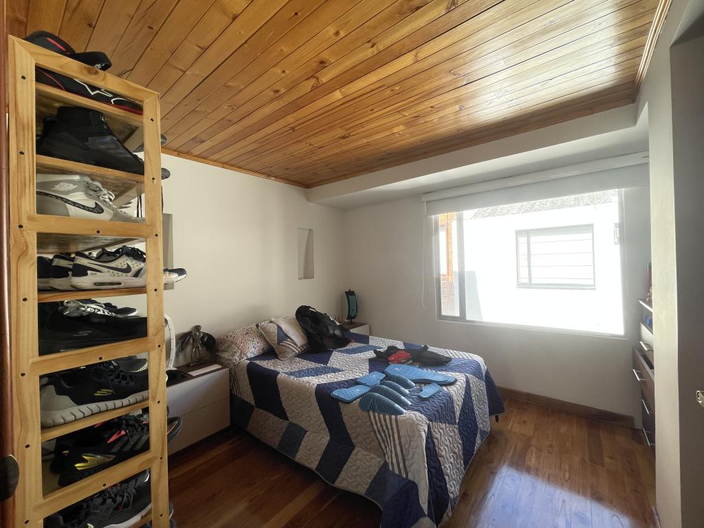Apartamento de 3 alcobas en venta en Santa Barbara Central, Bogotá, 128 m² · foto 9 de 19
